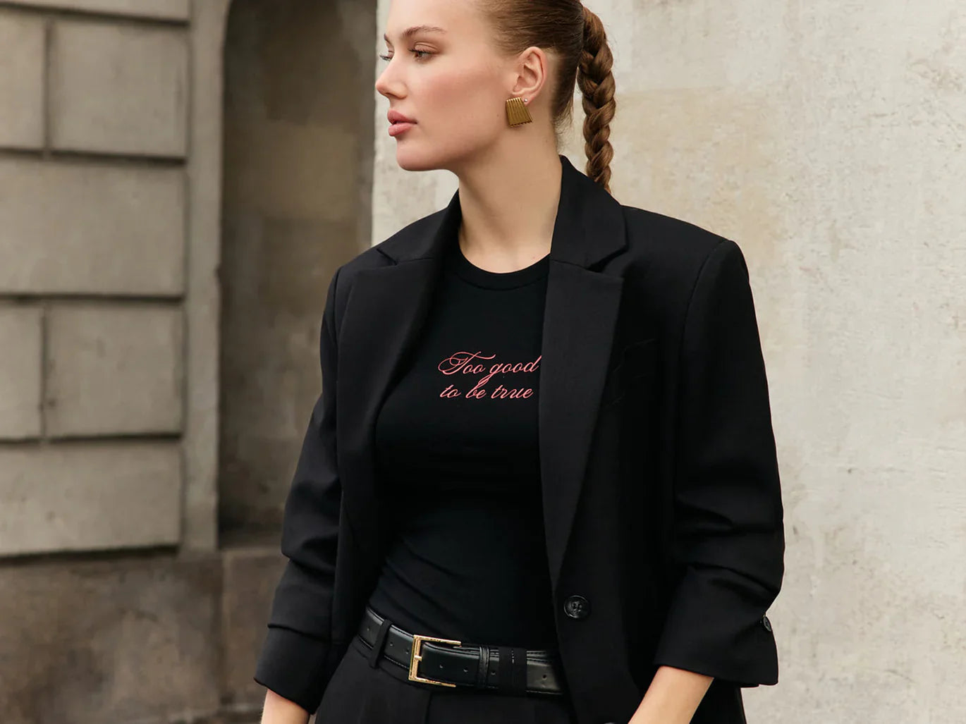 Statement Jackets for a Fashionable Winter