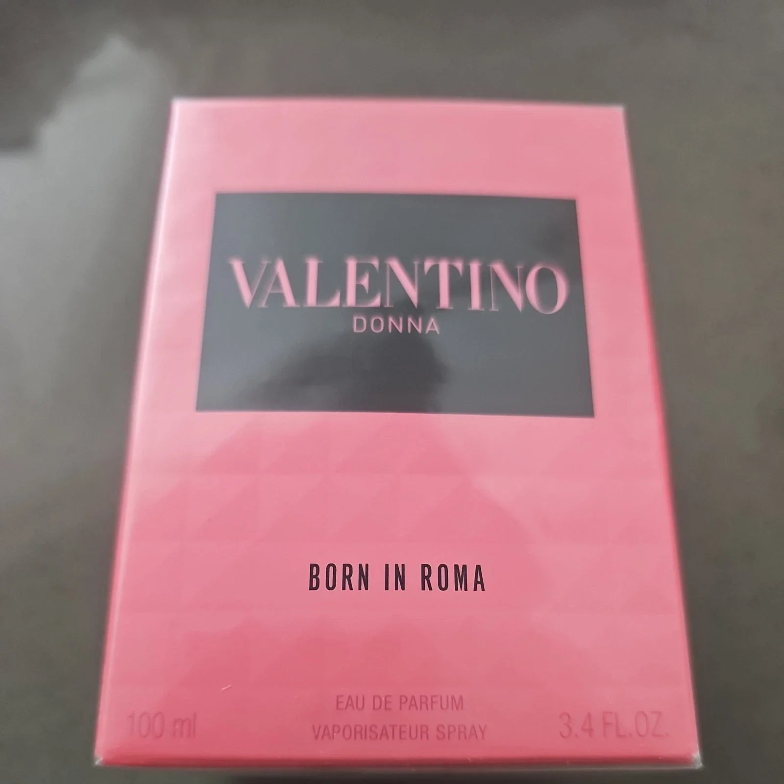 Born In Roma Valentino Donna for Women  3.4 oz Eau De Parfum Vapor.Spray